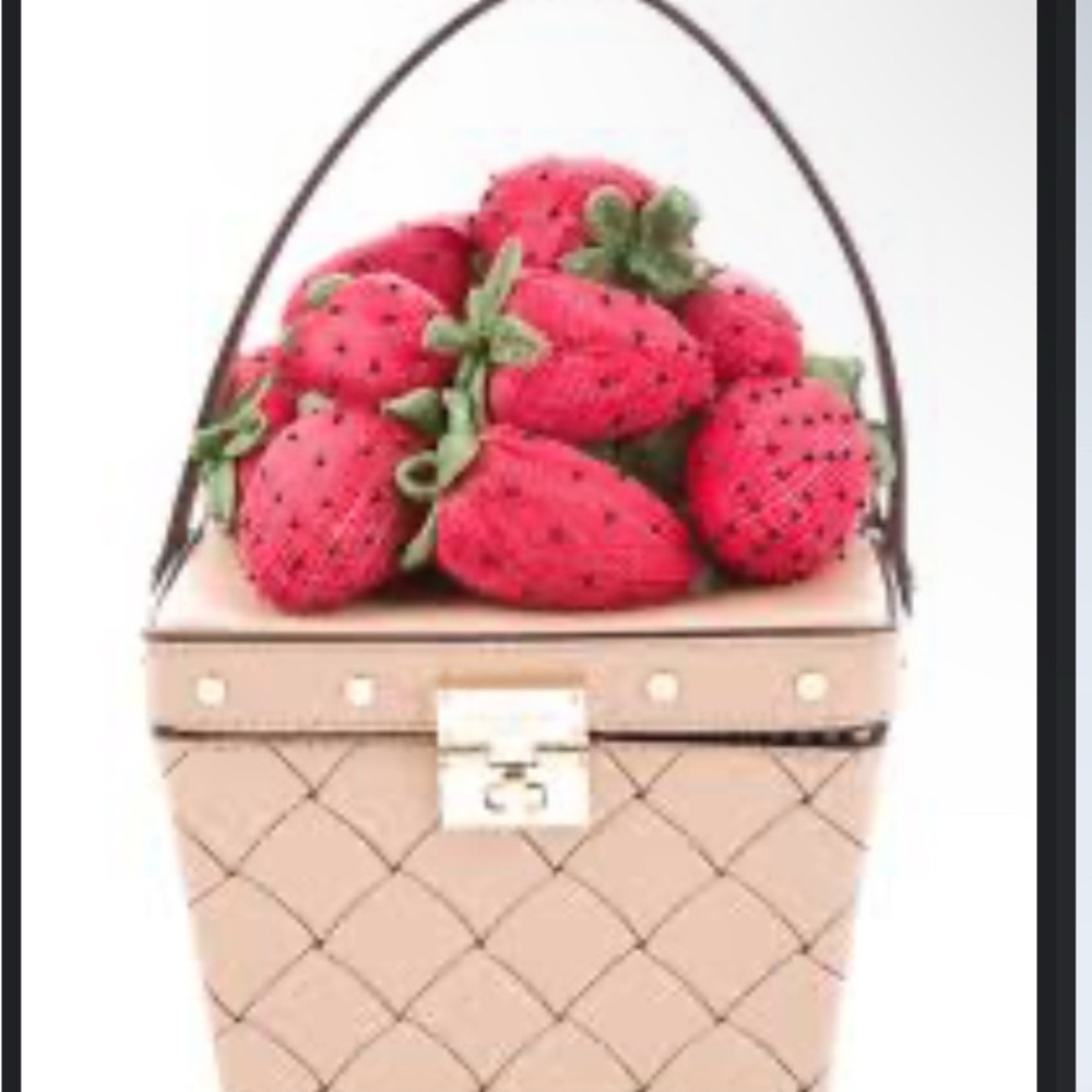 *ISO DO NOT BUY!!!* Kate Spade Picnic Perfect strawberry basket purse